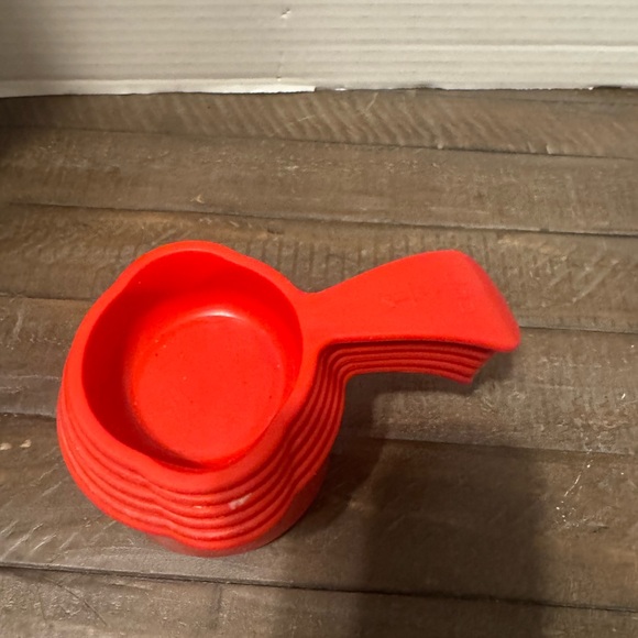 Tupperware Measuring Cup Set - Picture 2 of 6